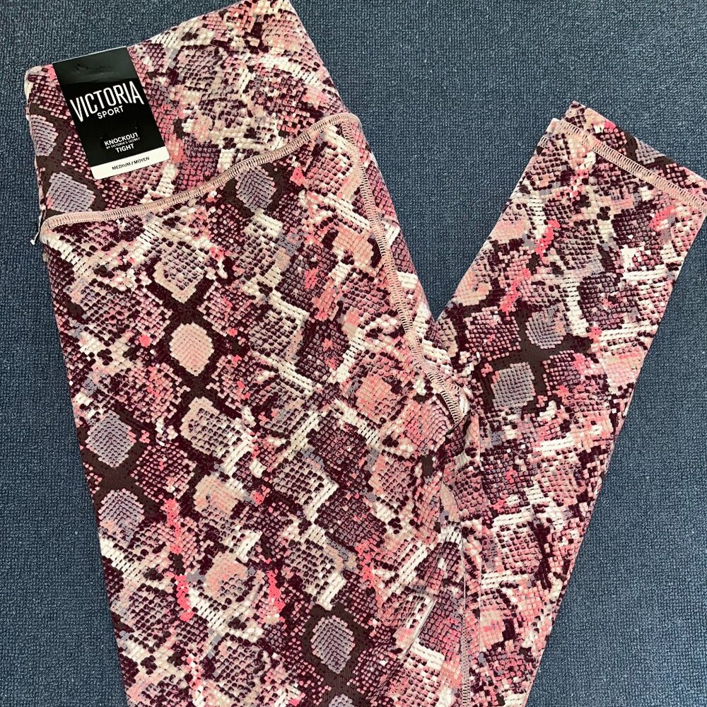 VICTORIA SPORT KNOCKOUT BY VICTORIA'S SECRET Medium Rise Tight Leggings NWT MED